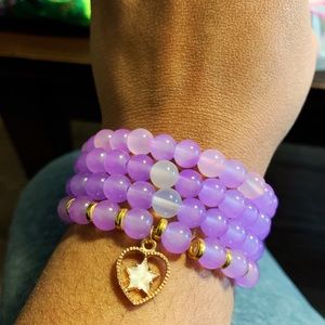 Purple agate beaded bracelets.
